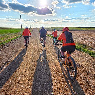 Lincoln - Gravel Bike Ride with Locals